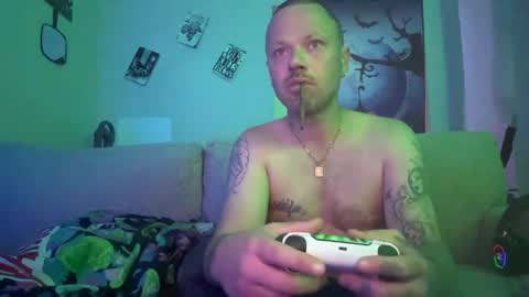 justindebondt202328563 online show from 11.11.25