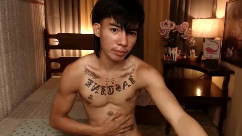 justine_hunk online show from 01.03.25