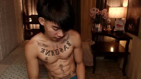 justine_hunk online show from 01.03.25