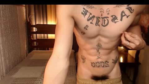 justine_hunk online show from 03.02.25