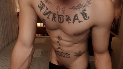 justine_hunk online show from 04.25.26