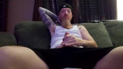 Snapshot of justinfromthadro chatting on 09.14.25 justinfromthadro online show from 09.14.25