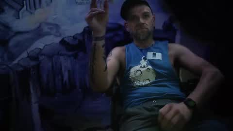 Snapshot of justinmoore1987 chatting on 12.24.24 justinmoore1987 online show from 12.24.24