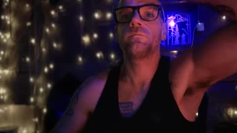 Snapshot of justinmoore1987 chatting on 02.24.25 justinmoore1987 online show from 02.24.25