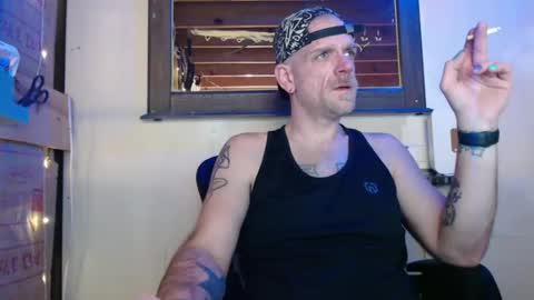 Snapshot of justinmoore1987 chatting on 03.05.25 justinmoore1987 online show from 03.05.25