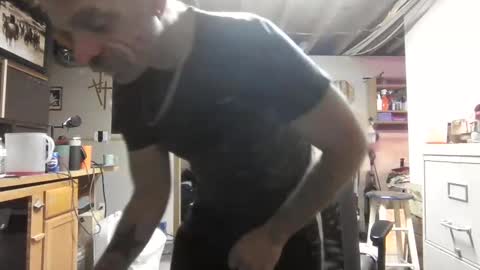 Snapshot of justinmoore1987 chatting on 12.14.25 justinmoore1987 online show from 12.14.25