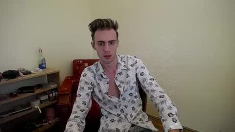 Snapshot of justinnordick chatting on 07.27.26 Hologram Guy online show from 07.27.26