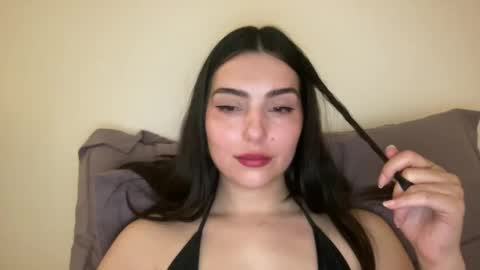 Snapshot of justjessiedirtygirl chatting on 01.12.25 Jess online show from 01.12.25