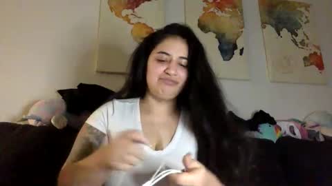 JustKat online show from 01.05.26