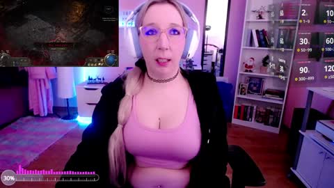 Snapshot of justkerryx chatting on 12.18.24 Kerry online show from 12.18.24