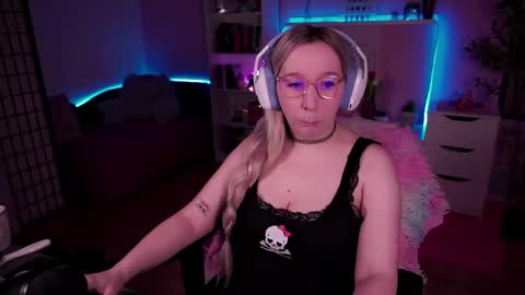 Snapshot of justkerryx chatting on 01.04.25 Kerry online show from 01.04.25