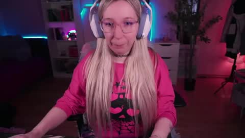 Snapshot of justkerryx chatting on 01.08.25 Kerry online show from 01.08.25