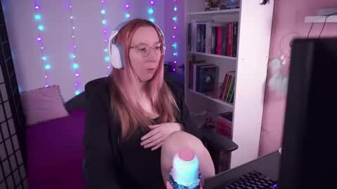 Snapshot of justkerryx chatting on 09.09.25 Kerry online show from 09.09.25