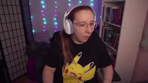 Snapshot of justkerryx chatting on 09.11.25 Kerry online show from 09.11.25