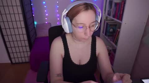 Snapshot of justkerryx chatting on 09.19.25 Kerry online show from 09.19.25