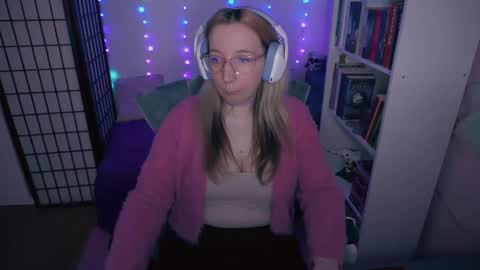 Snapshot of justkerryx chatting on 09.24.25 Kerry online show from 09.24.25