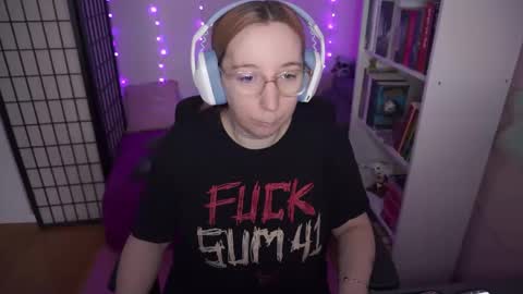 Snapshot of justkerryx chatting on 09.26.25 Kerry online show from 09.26.25