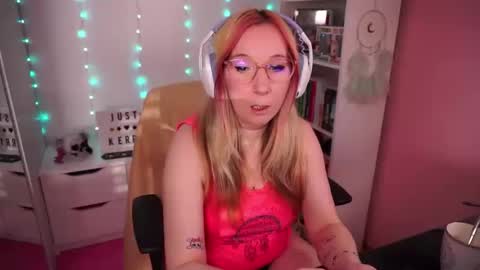 Snapshot of justkerryx chatting on 11.05.25 Kerry online show from 11.05.25