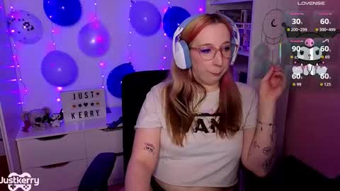 Snapshot of justkerryx chatting on 11.20.25 Kerry online show from 11.20.25