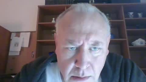 justme196756 online show from 01.18.25