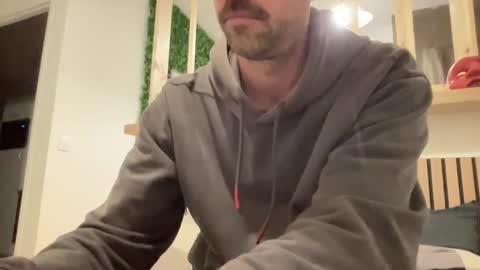 Snapshot of justmeandyou00 chatting on 02.20.25 justmeandyou00 online show from 02.20.25