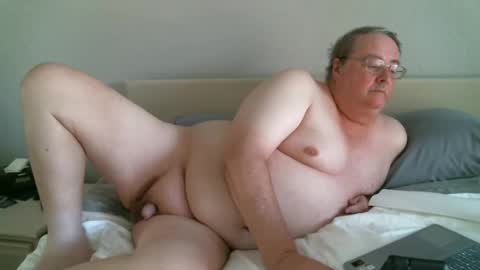 Snapshot of justmedm64 chatting on 02.26.25 justmedm64 online show from 02.26.25