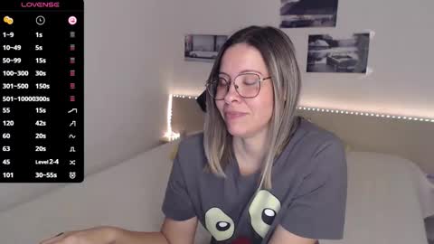 Julie online show from 11.14.25