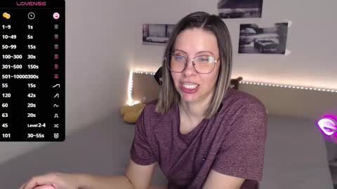 Julie online show from 03.12.26