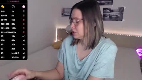 Julie online show from 05.03.26