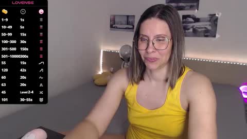 Julie online show from 05.11.26