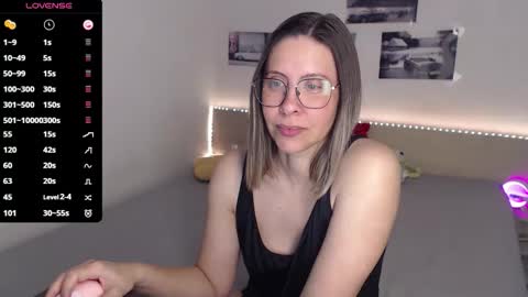 Julie online show from 05.14.26