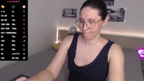 Julie online show from 05.15.26