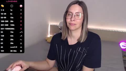 Julie online show from 05.21.26