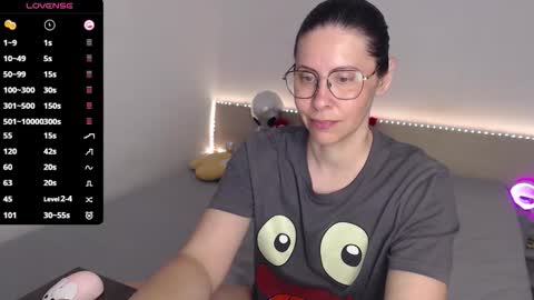 Julie online show from 06.07.26
