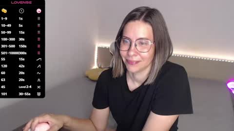 Julie online show from 07.03.26