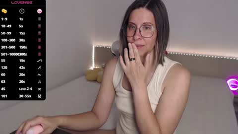 Julie online show from 07.19.26