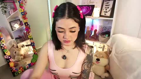 Emy online show from 04.23.26