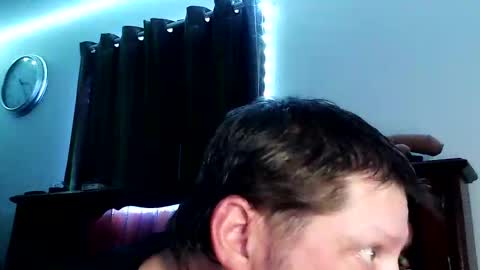 Snapshot of justsetfree chatting on 12.22.25 justsetfree online show from 12.22.25