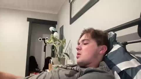 justsoboredlol online show from 10.22.25