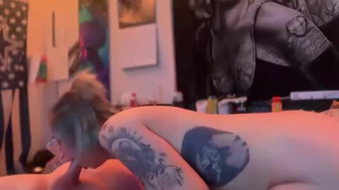 Snapshot of justthejohnsons chatting on 03.10.26 justthejohnsons online show from 03.10.26