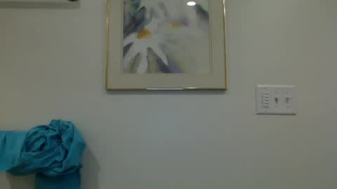 Snapshot of jwill10000 chatting on 02.13.25 J and Sugar snap pea online show from 02.13.25