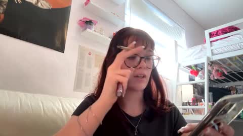 Snapshot of kaaat0714 chatting on 02.26.25 kat online show from 02.26.25