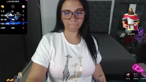 Snapshot of kaarlaa_ chatting on 02.04.25 Karla online show from 02.04.25