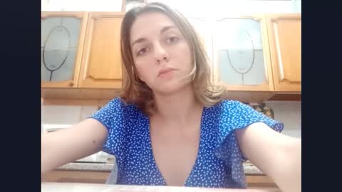 Snapshot of kacilangowski chatting on 09.08.25 Nika online show from 09.08.25