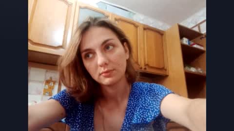 Snapshot of kacilangowski chatting on 09.28.25 Nika online show from 09.28.25