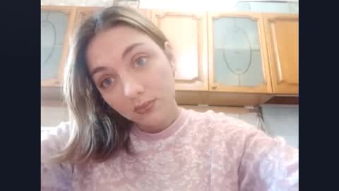 Snapshot of kacilangowski chatting on 10.01.25 Nika online show from 10.01.25