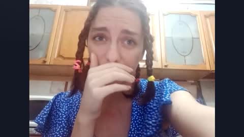 Snapshot of kacilangowski chatting on 11.06.25 Nika online show from 11.06.25