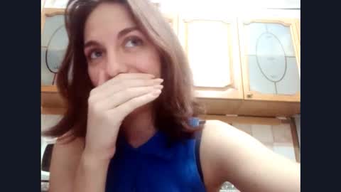 Snapshot of kacilangowski chatting on 11.17.25 Nika online show from 11.17.25