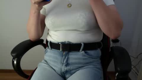 Snapshot of kacperbig98 chatting on 10.27.25 kacperbig98 online show from 10.27.25