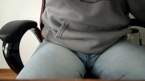 Snapshot of kacperbig98 chatting on 12.21.25 kacperbig98 online show from 12.21.25